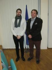 Diplomant Renato Koper z mentorjem mag. Andrejem Božinom
